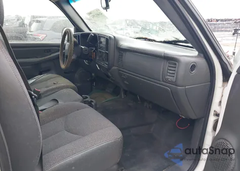 2006 Chevrolet Silverado 1500 Work Truck z USA, uszkodzony, nr VIN 3GCEC14V86G141492